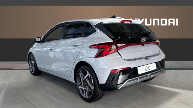 Hyundai i20 1.0T GDi 90 Tech Line 5dr Petrol Hatchback - Image 2